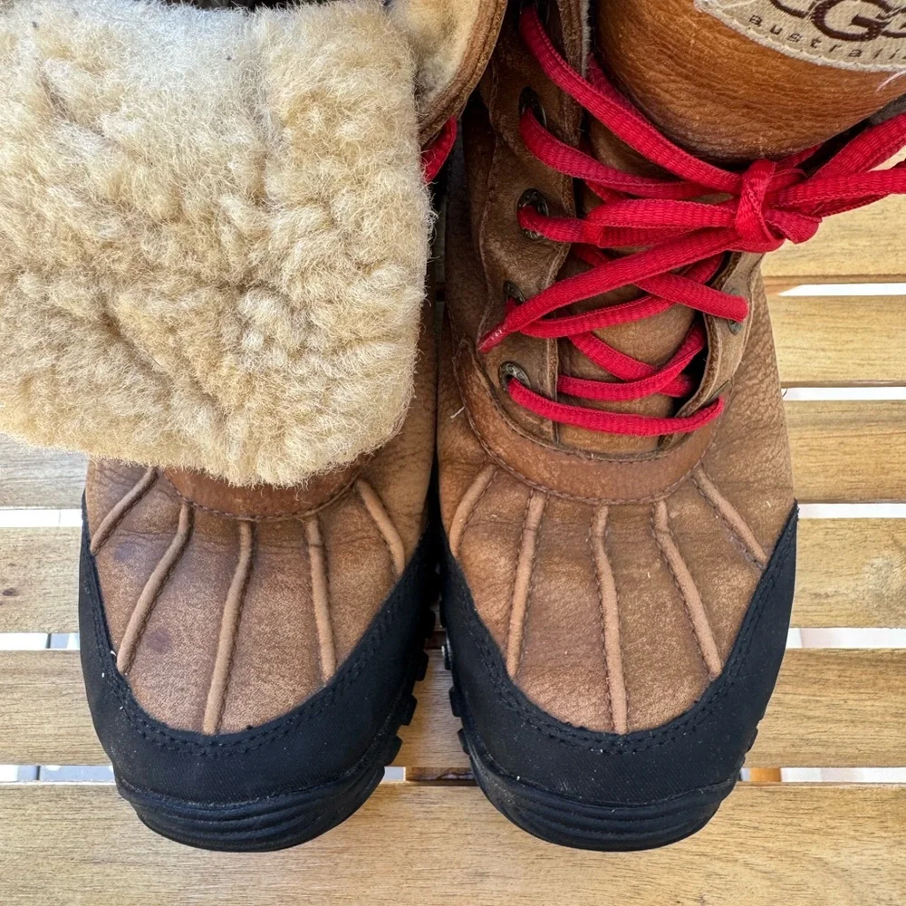 UGG Women's UGG Adirondack II Waterproof Insulated Winter Boots size EU 39 US 8 - Picture 5 of 11